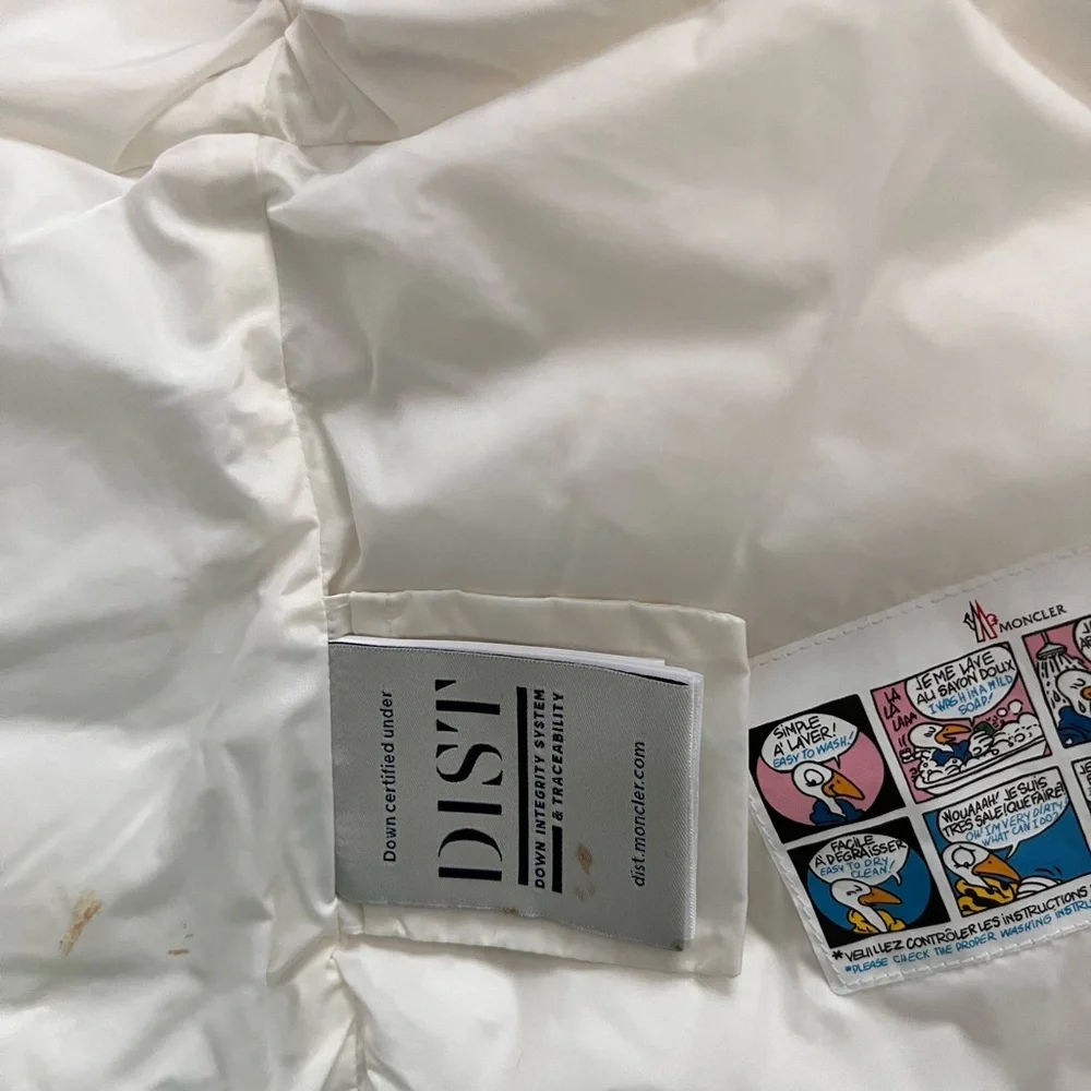 Moncler Kids White Puffer Jacket - Picture 6 of 8